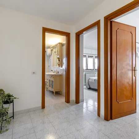 Coastal Whisper - 9 Min To Airport & 700m To Sea
